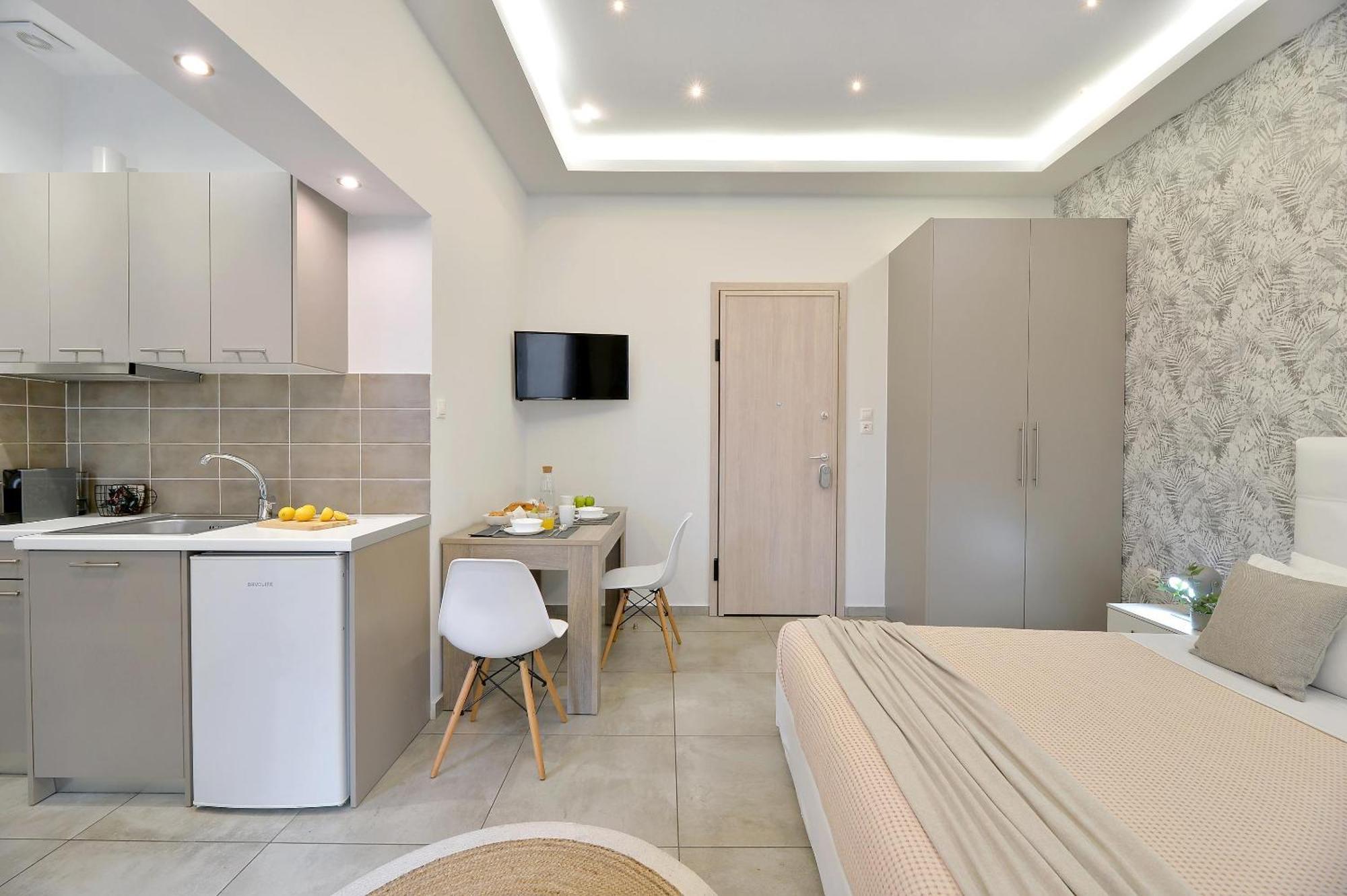 Alekos 2 Netflix, Self Check-in Apartment *